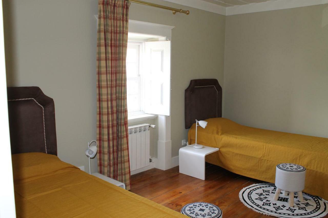 빌라 노바 드 포이아르스 Quinta Do Outeiro B&B 외부 사진